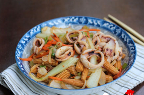 ngo bao tu xao muc