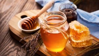 Mật ong kỵ với gì? 10 thực phẩm nên tránh kết hợp kẻo hại thân